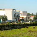 La zona � caratterizzata da palazzine colorate costruite lontano dal traffico cittadino (foto di Alessia Schiavone)